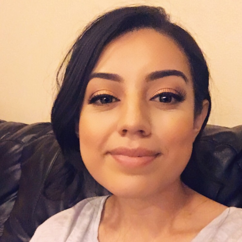 Meet your Posher, Ana